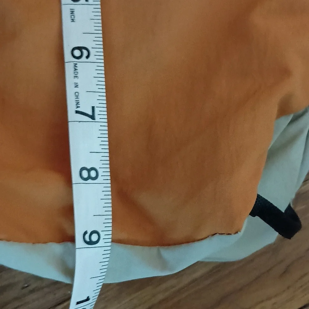 lululemon athletica Orange and Beige Crossbody Bag - Picture 8 of 9